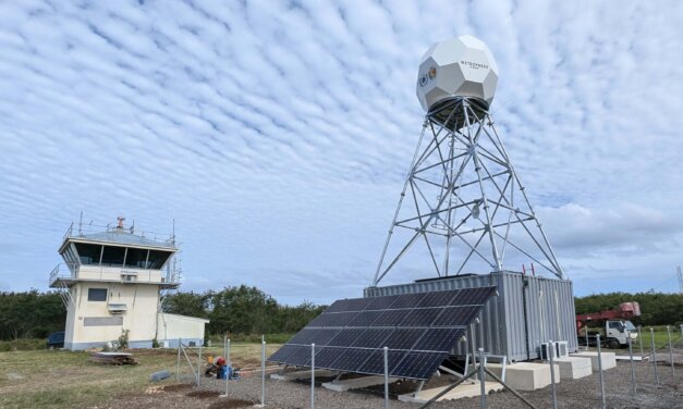 ČEŠI SE PROSADILI V TICHOMOŘÍ S METEOROLOGICKÝMI RADARY